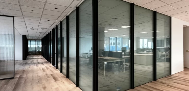 gambar utama - reflective glass